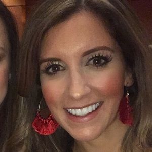 Meet your Posher, Gina